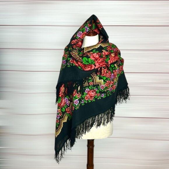 Pavlovo Posad Wool Russian Beauty Shawl Platok Large Square Scarf Wrap 56x56” - Picture 4 of 9